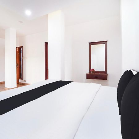 Super Townhouse City Center Ernakulam Kochi エクステリア 写真