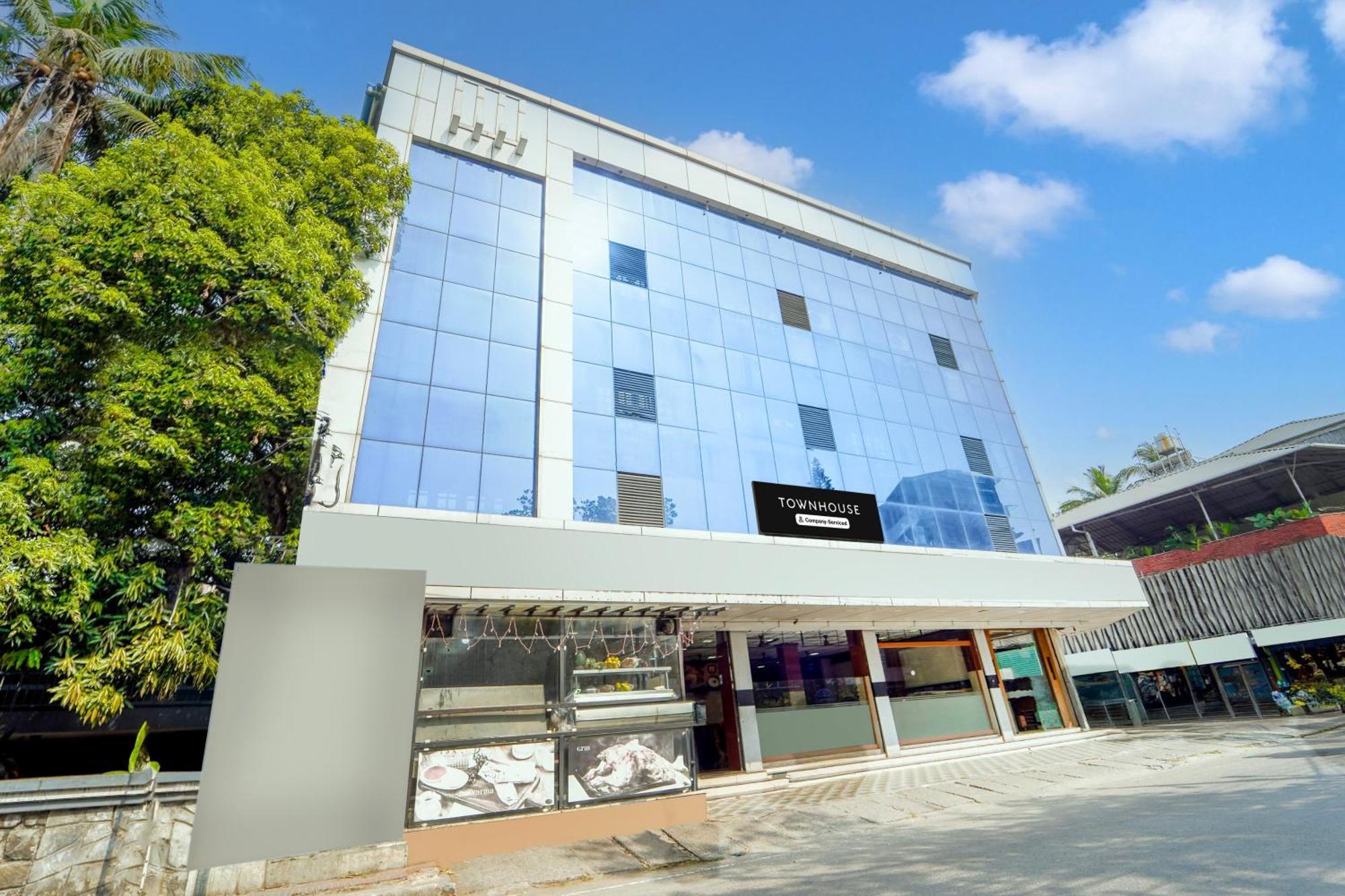 Super Townhouse City Center Ernakulam Kochi エクステリア 写真